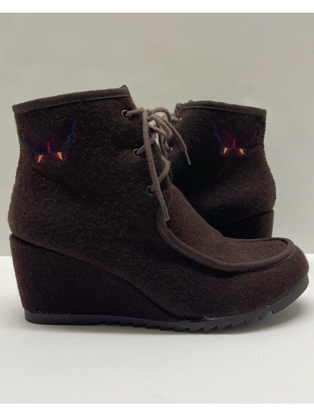 Sakroots Women's Tango Brown Felt Wedge Butterfly Ankle Lace-Up Lined Boots 7.5